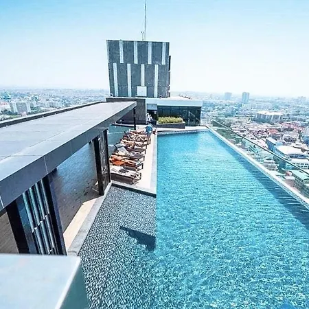 Central Pattaya, Sky Pool And Next To The Beach Extérieur photo
