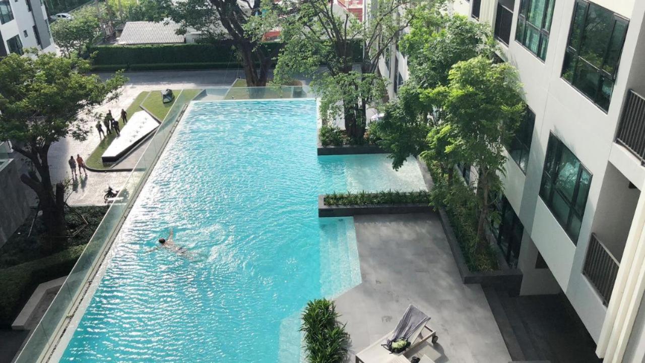 Pattaya, Sky Pool And Next To The Appartement