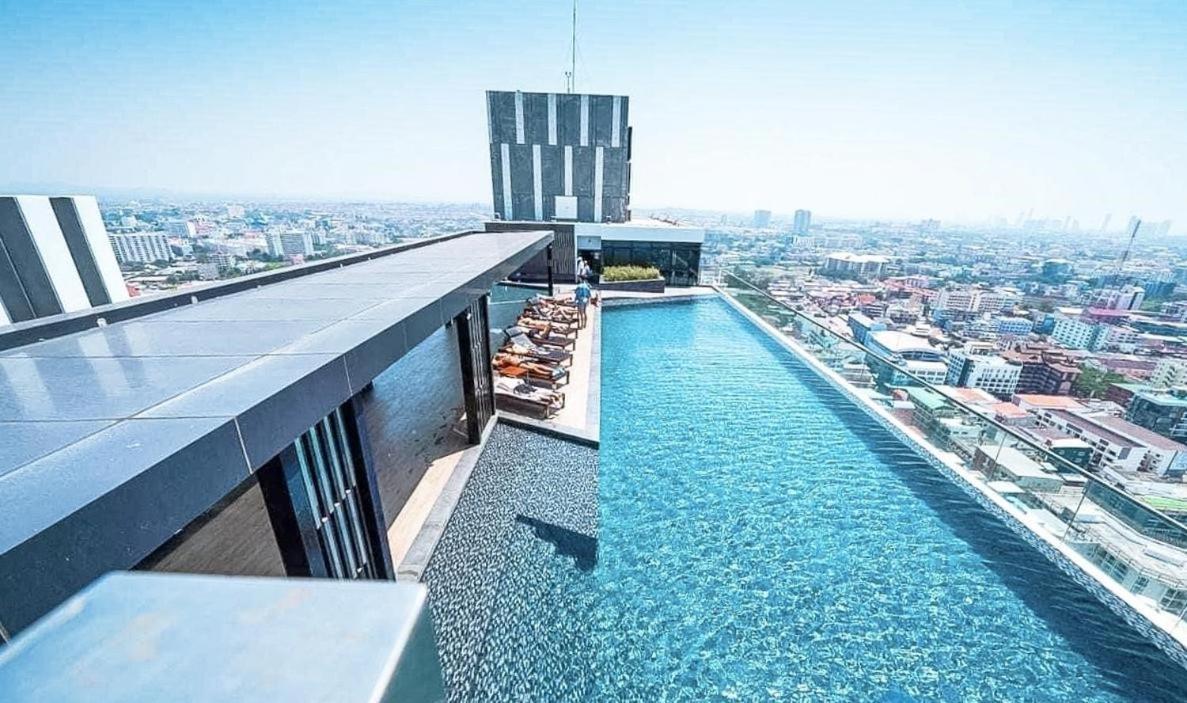 Pattaya, Sky Pool And Next To The Appartement Pattaya
